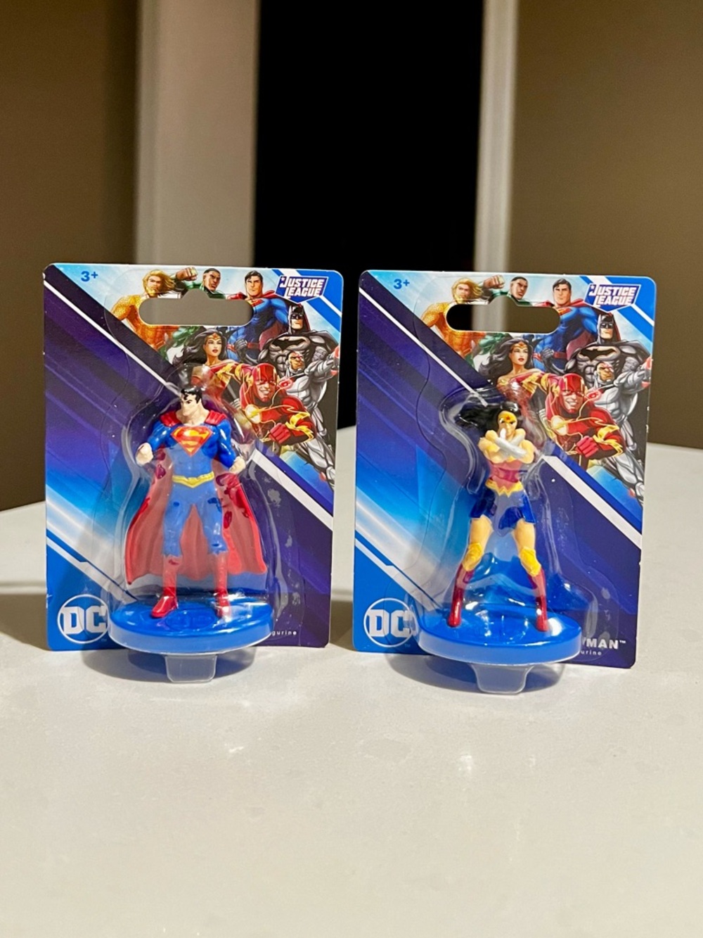 DC Superman & Wonder Woman Mini Figures Set
